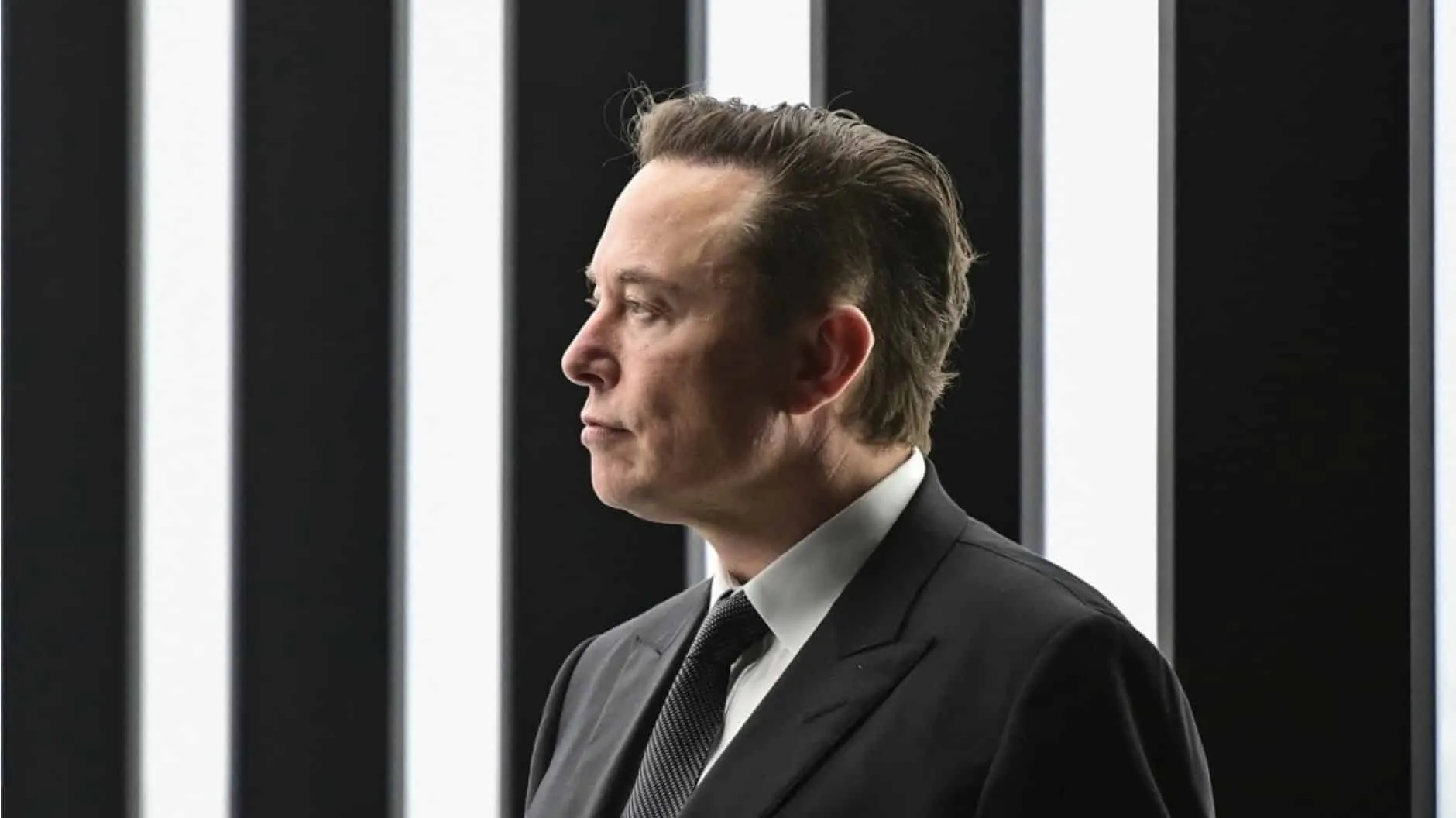 Phong cách lãnh đạo của Elon Musk: Điên rồ tạo nên thành công