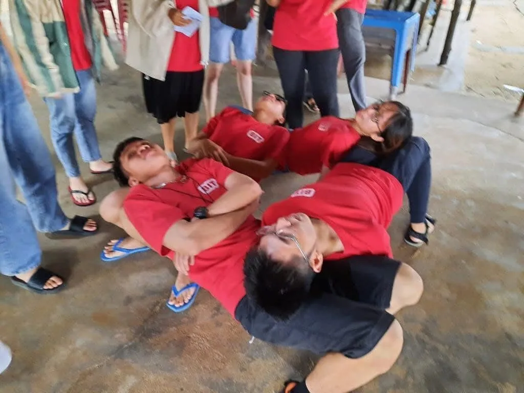 Top 30+ ý tưởng tổ chức các trò chơi team building trong nhà